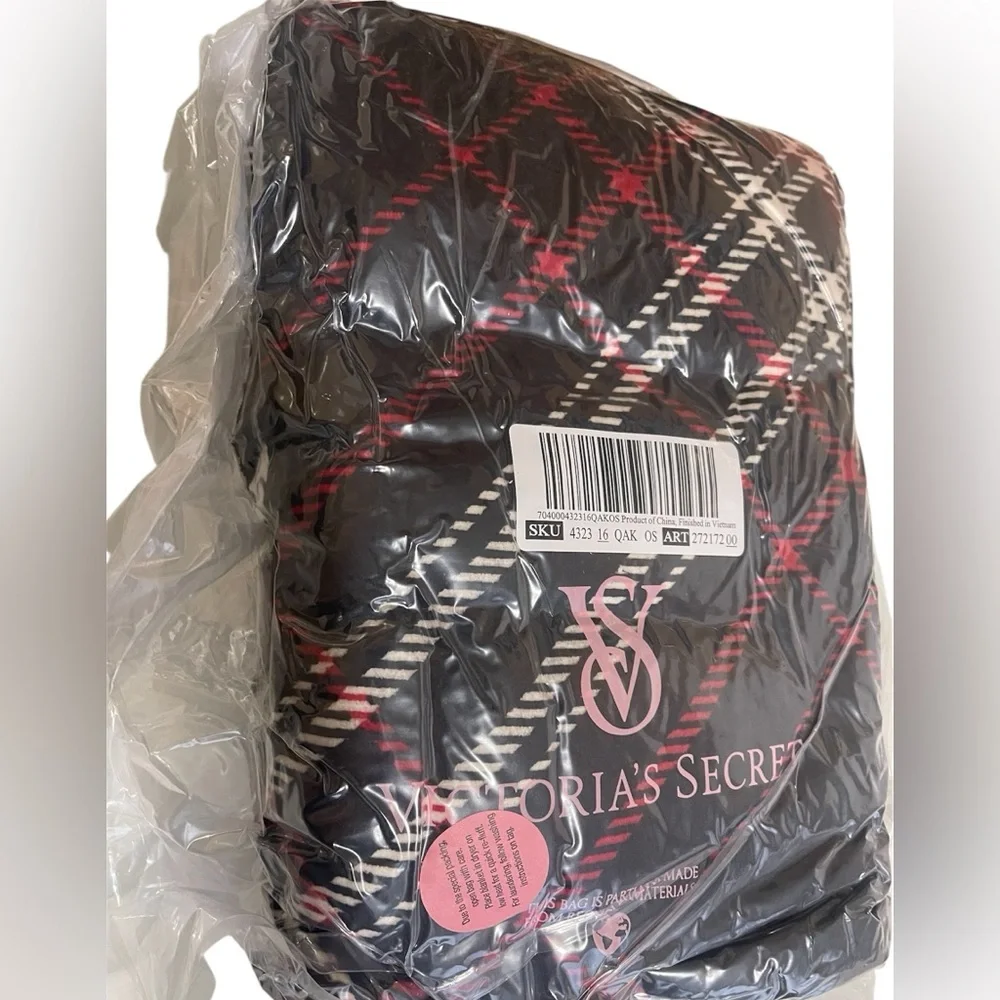 Victoria's Secret Black and Red Plaid Blanket - Picture 4 of 4